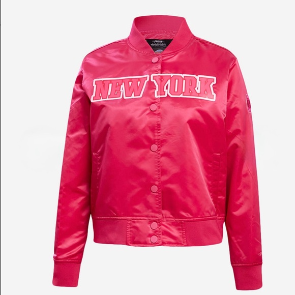 NWT PRO STANDARD Women’s New York Knicks Triple Pink Satin Jacket, Size Small - Picture 1 of 7